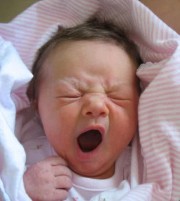 baby-yawn